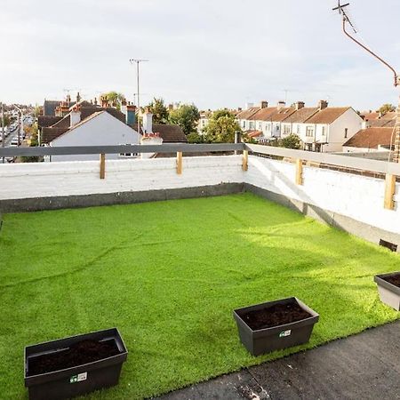 2 Bed Apartment Near The Beach Southend-on-Sea Esterno foto