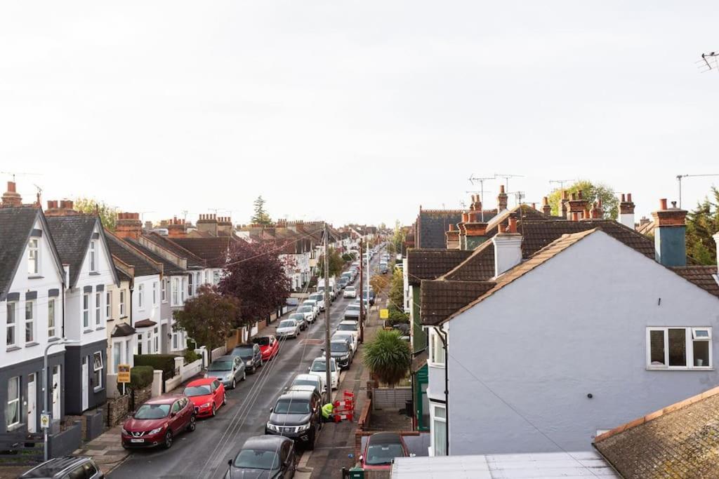 2 Bed Apartment Near The Beach Southend-on-Sea Esterno foto
