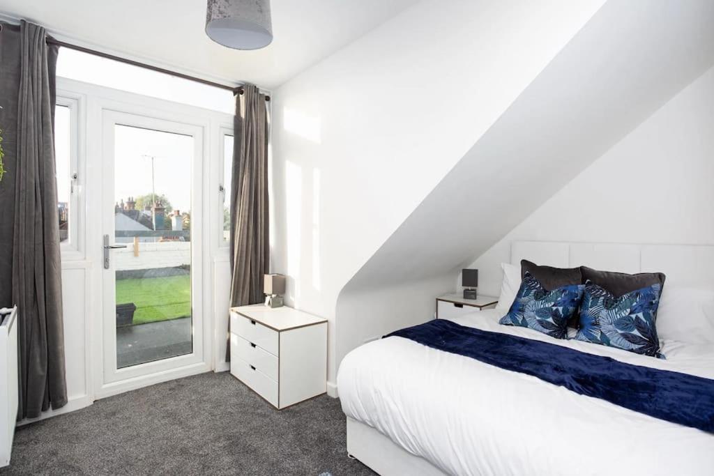 2 Bed Apartment Near The Beach Southend-on-Sea Esterno foto